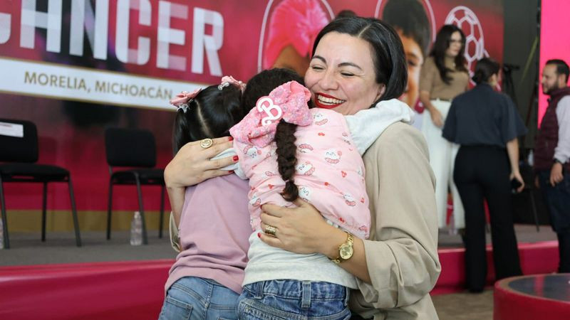 Apoyo a infancias con cáncer, política humanista que hoy replica la Federación: Sedebi 