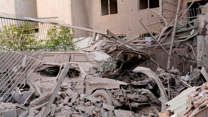 Israel lanza oleada de ataques contra instalaciones nucleares y bases de drones de Irán 