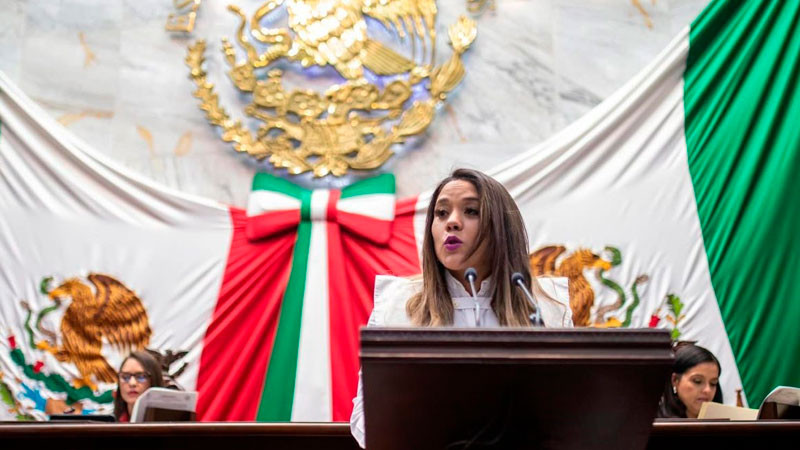 Michoacán podría ser pionero en regular la Inteligencia Artificial, propone iniciativa la diputada Xóchitl Ruiz 