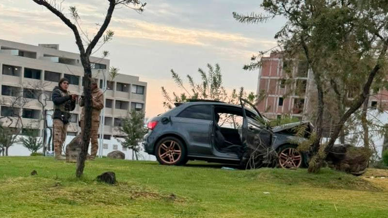 Se registra aparatoso accidente en fraccionamieto Zibatá, en El Marqués, Querétaro 