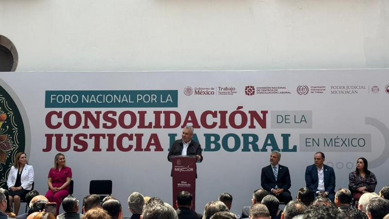 Llama Bedolla a priorizar acuerdos laborales por encima de los juicios 
