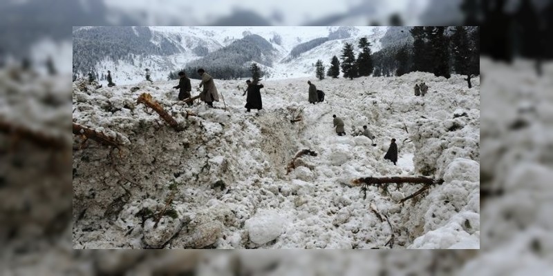 Avalanchas y nevadas en Afganistán dejan 108 muertos 