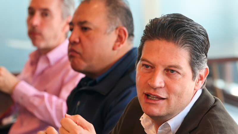 Se reúne Alfonso Martínez con alcalde y empresarios de Zamora 