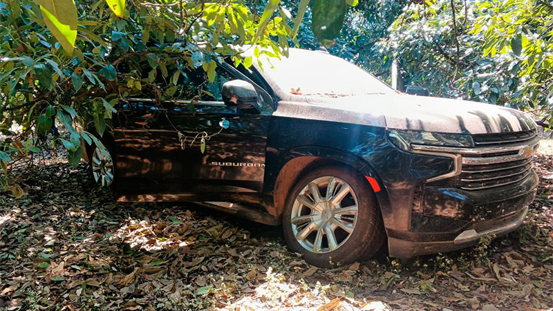 En Tlazazalca, Michoacán: Aseguran camioneta blindada con equipo táctico y estupefacientes  