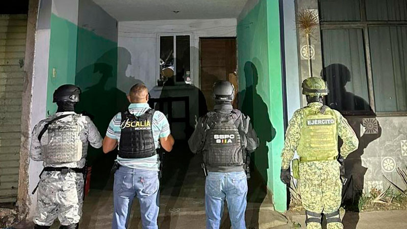 Tras cateo en Morelia, Michoacán aseguran más de 300 dosis de estupefacientes y detiene a un hombre 