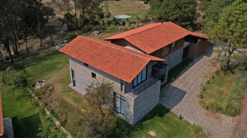 FGR investiga posible alteración de evidencias en cabañas de Tapalpa tras operativo contra líder de grupo criminal 