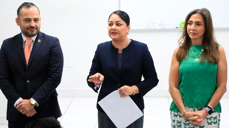 Dan inicio a la capacitación “Comunicación no Violenta y no Punitiva” impartida por COHESIA 