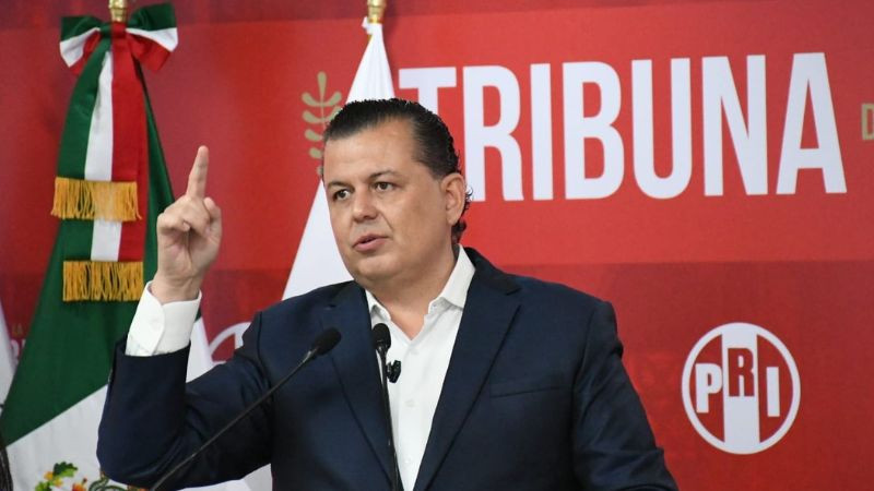 Hipócritas quienes donan a Cuba y no atienden a víctimas en Michoacán: Memo Valencia 