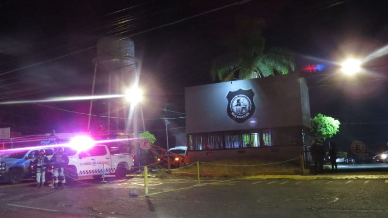 Operativo sorpresa en el Cereso de Uruapan; sin reporte oficial de resultados 