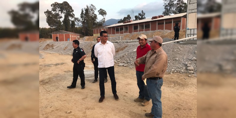 Avanza SSP obra del Cuartel Regional de Zitácuaro 