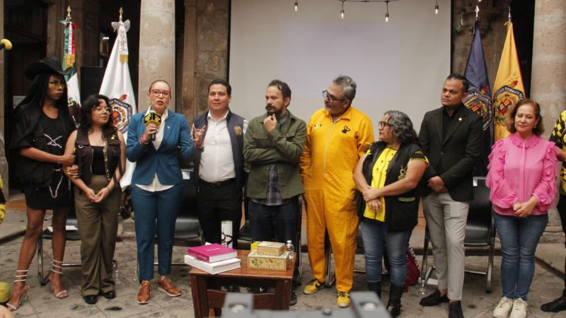 Destacan creación de la Licenciatura en Periodismo en la UMSNH; estudiantes y comunicadores dialogan 