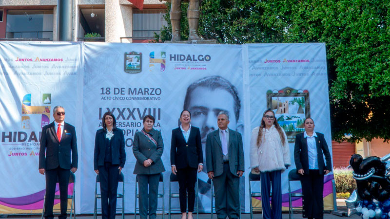Jeovana Alcántar encabeza acto conmemorativo con motivo del aniversario de la Expropiación Petrolera 