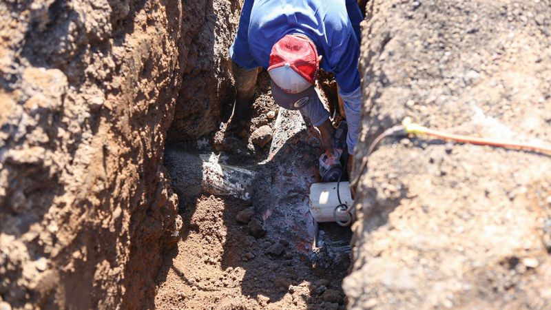 Adolfo Torres destaca atención puntual a reportes con sustitución de drenaje en Prados Verdes 