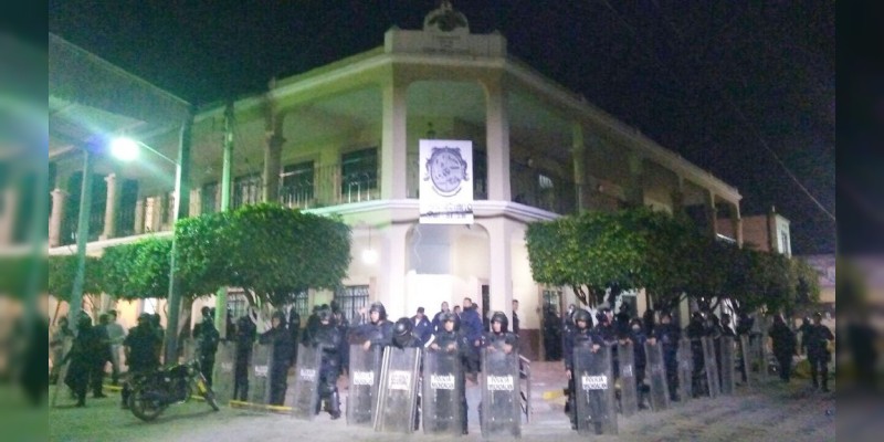Refuerza SSP vigilancia en Venustiano Carranza, Michoacán - Foto 0 