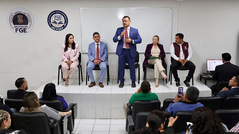 Capacitan a autoridades municipales de la FGE de Michoacán para mejorar la forma en que reciben y canalizan las denuncias 