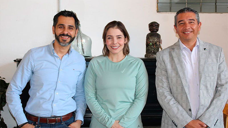 Toca puertas Brissa Arroyo, para llevar soluciones a colonias de Morelia 