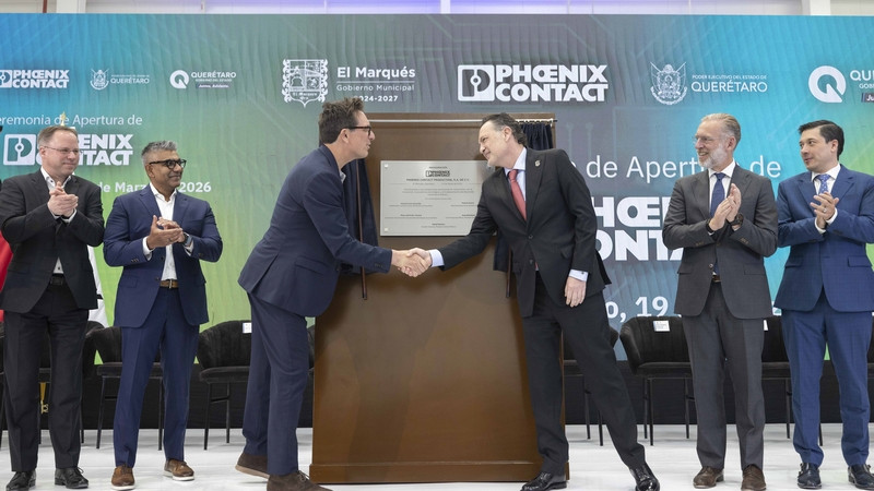 Inaugura gobernador de Querétaro planta Phoenix Contac, con la llegada de 700 empleos 
