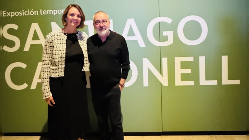 Inaugura López Birlain en Puebla exposición de Santiago Carbonell 