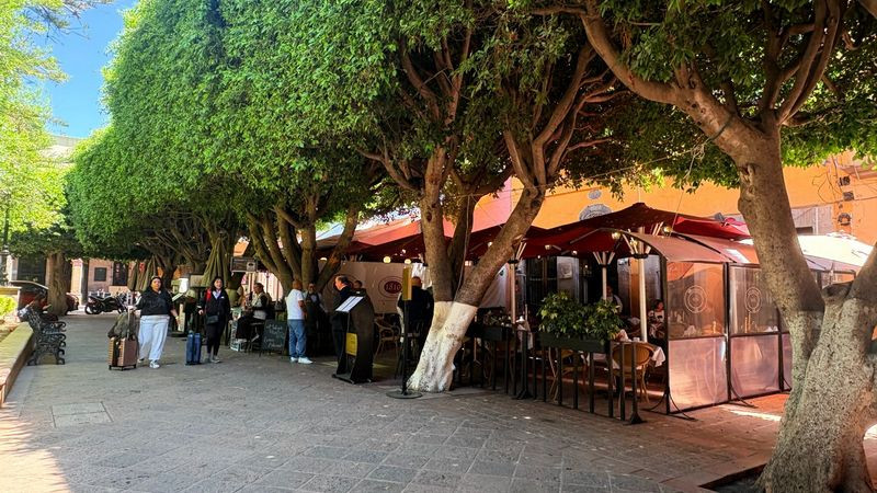 Restauranteros esperan alza en ventas durante Semana Santa  