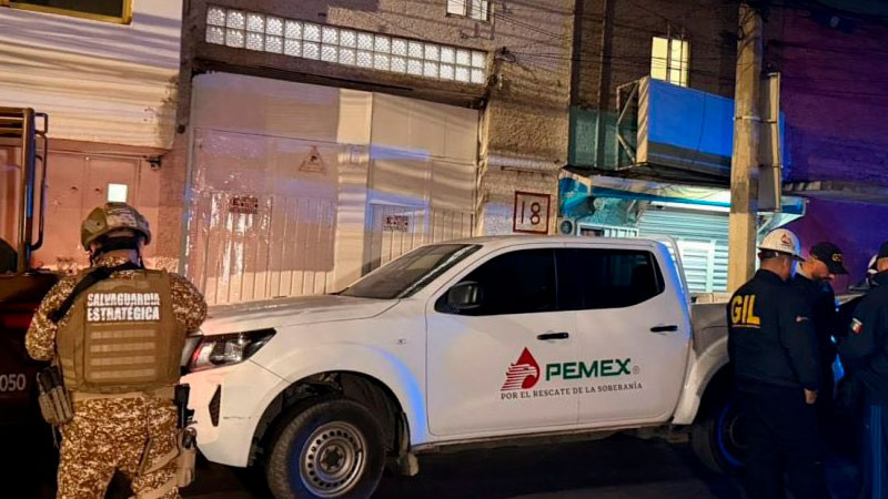 Aseguran toma clandestina con más de 25 mil litros de huachicol, en Tlalnepantla; sospechosos se dan a la fuga 