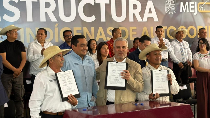 Legaremos justicia, autogobiernos y autodeterminación, afirma Bedolla al firmar Faeispum con comunidades originarias de Michoacán 