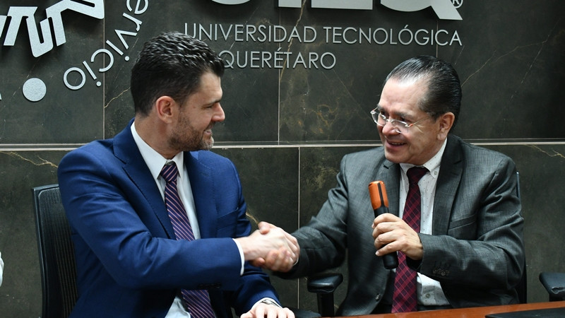 Impulsan UTEQ y CESBA colaboración académica 