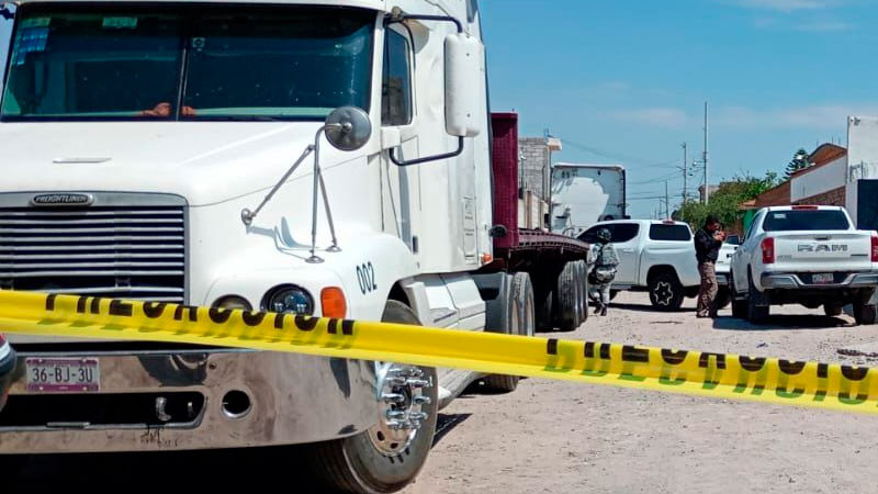 Aseguran unidades de carga con presunto huachicol en San Juan del Río, Querétaro 