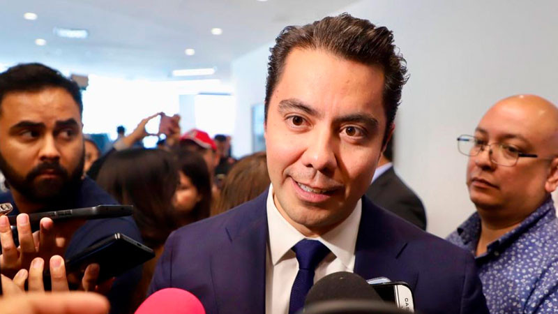 Felifer Macías reprueba comentarios misóginos de conductores 