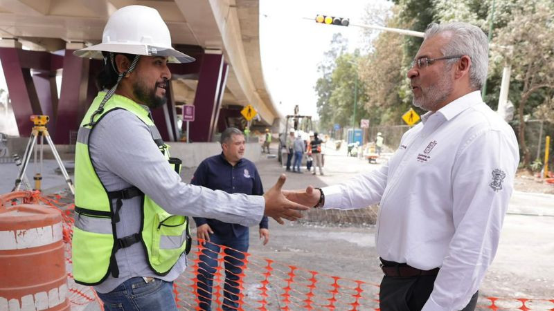 ¡En su recta final! Supervisa Bedolla últimos detalles del puente La Hielera, en Uruapan 