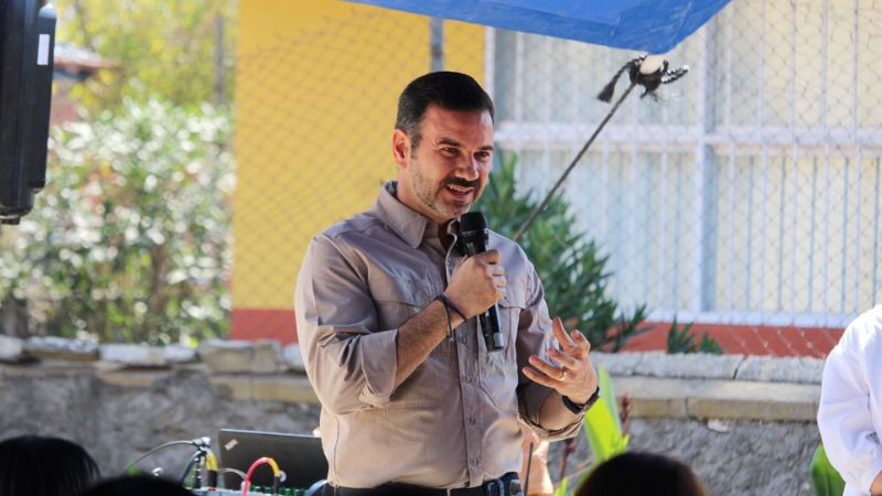 Yankel Benítez inaugura Huerto Comunitario de Telesecundaria 'Fernando Montes de Oca' 