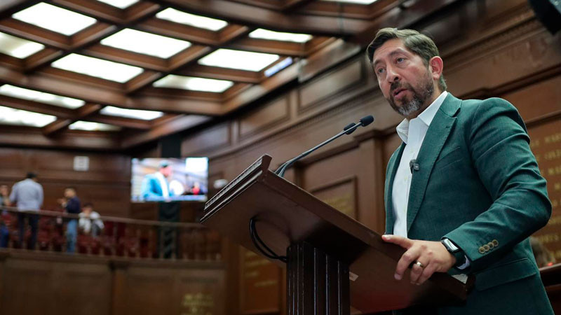 Propone Abraham Espinoza que actas de nacimiento tengan vigencia indefinida en Michoacán 