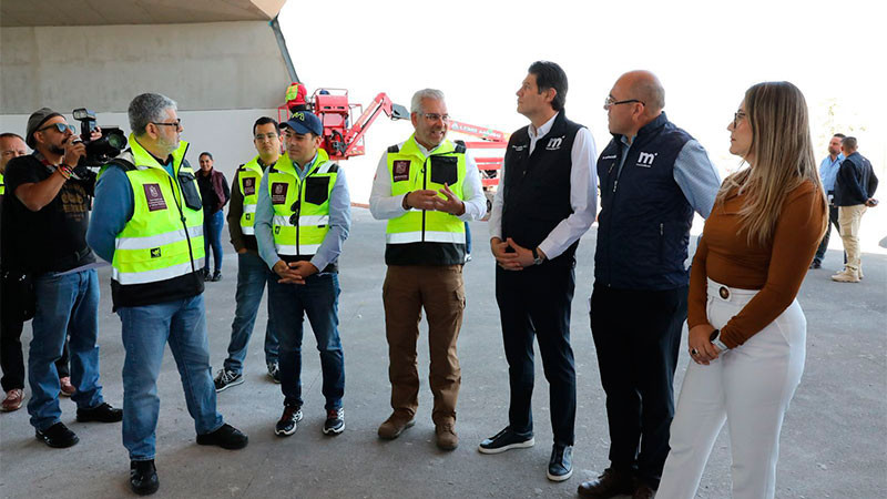 Bedolla revisa etapa final del rescate del Complejo Bicentenario, en Morelia 