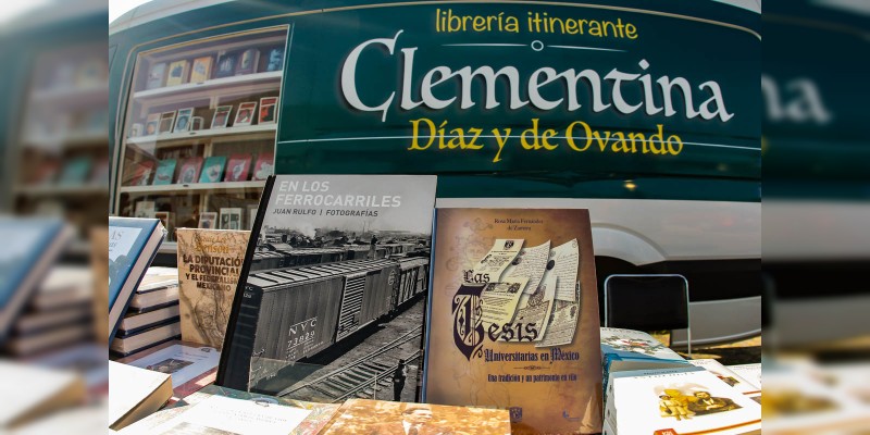 ”La Clementina“: Librería en cuatro ruedas de la UNAM - Foto 1 