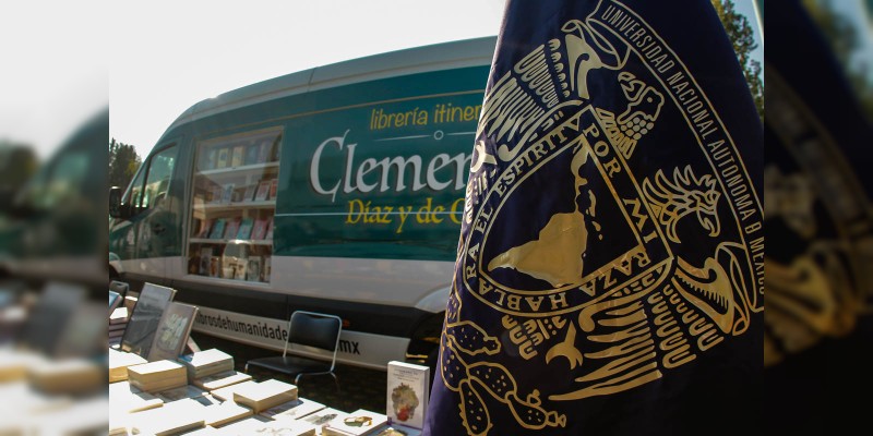 ”La Clementina“: Librería en cuatro ruedas de la UNAM - Foto 2 