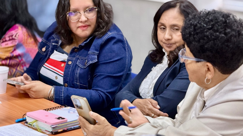 Fortalecen docentes de USEBEQ comunidades de aprendizaje en escuelas 