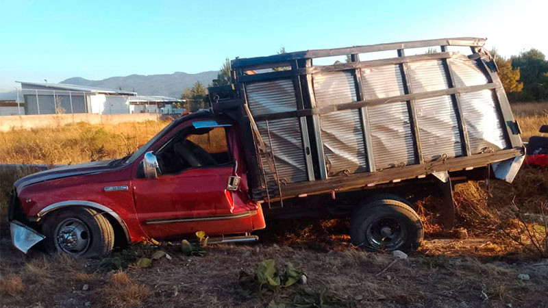 Identifican a víctimas de accidente en Zitácuaro, Michoacán  