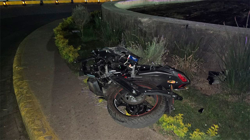 Accidente de motocicleta en Zamora, Michoacán, deja dos heridos 