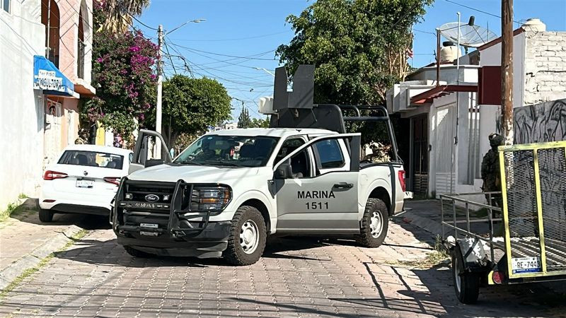 Liberan a cinco personas privadas de la libertad en cateo federal, en la capital queretana  