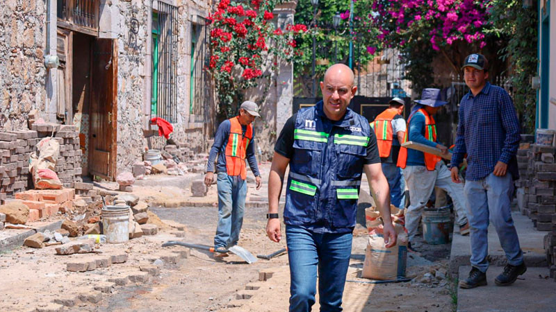 Obra sanitaria de Santa María beneficia a más de 300 habitantes: Adolfo Torres 