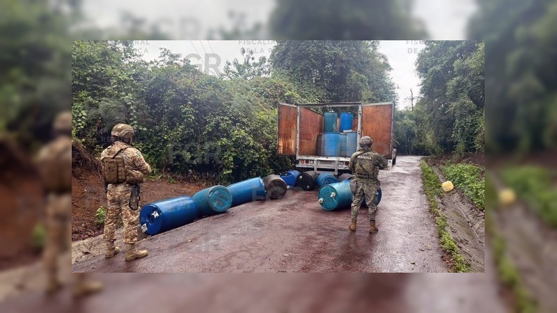 Huachicol escondido en la sierra de Michoacán: Investiga FGR hallazgo de más de 14 mil litros de gasolina en Arteaga 