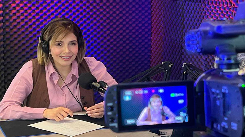 Presenta Brissa Arroyo podcast "En Colectivo"; un micrófono abierto para escucharnos  