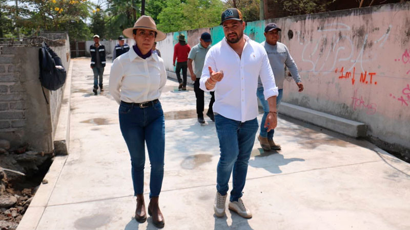 Fanny Arreola: Avanza con fuerza la remodelación del Parque Amanecer. 