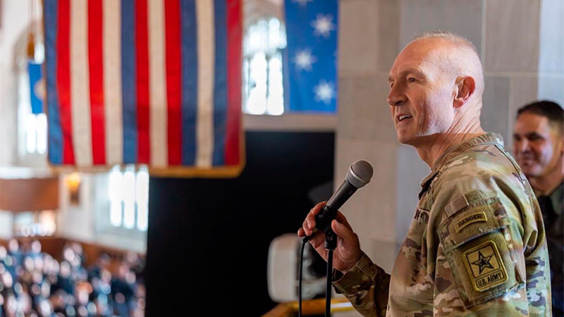 Destituye Pete Hegseth al jefe del Estado Mayor del Ejército de Tierra, Randy George 