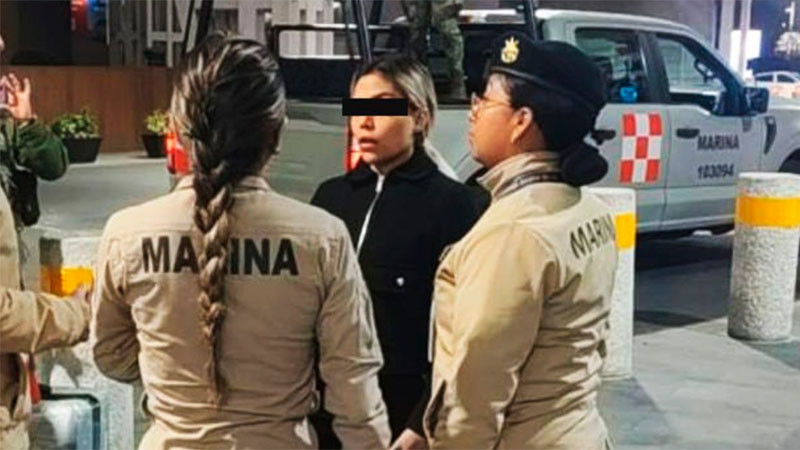 Detienen a mujer de nacionalidad colombiana en el AICM con sustancias ilícitas  