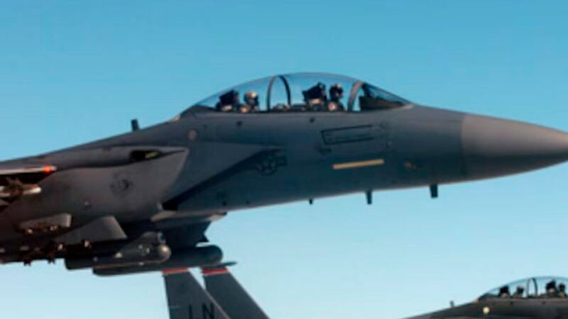 Cae segundo avión de combate estadounidense en Medio Oriente; rescatan al piloto 