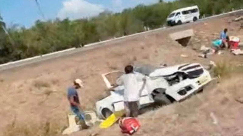 Volcadura de camioneta en Acapulco, deja el saldo de cinco personas sin vida y ocho heridos  