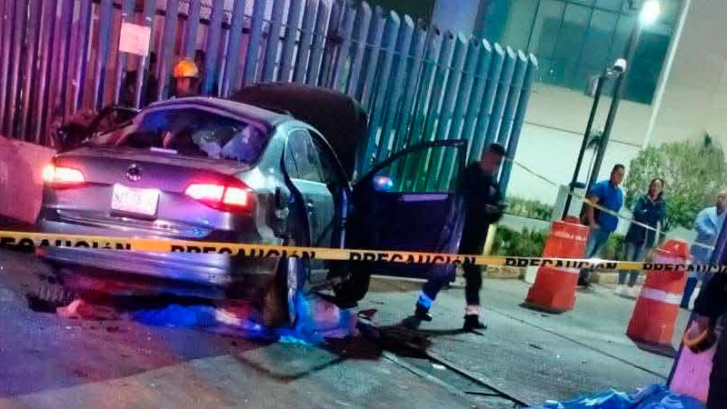 Al menos 4 muertos por choque y atropellamiento a las afueras del IMSS de Tecámac 