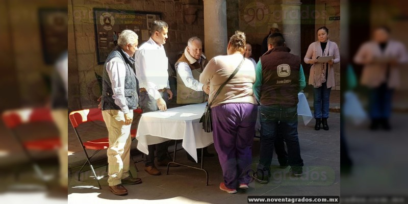 Entregan apoyos a beneficiarios del Programa Seguro de Vida para Jefas de Familia en Tarímbaro, Michoacán - Foto 1 