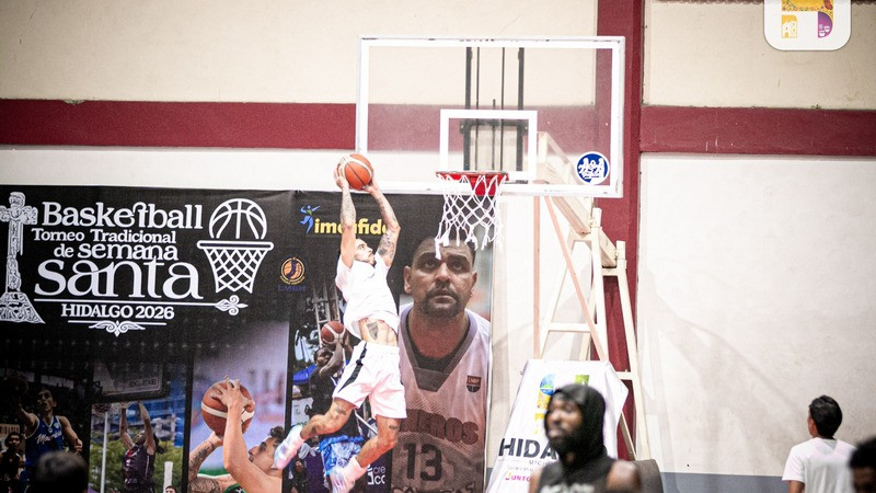 Jeovana Alcántar inaugura tradicional torneo de Semana Santa en Ciudad Hidalgo, Michoacán 