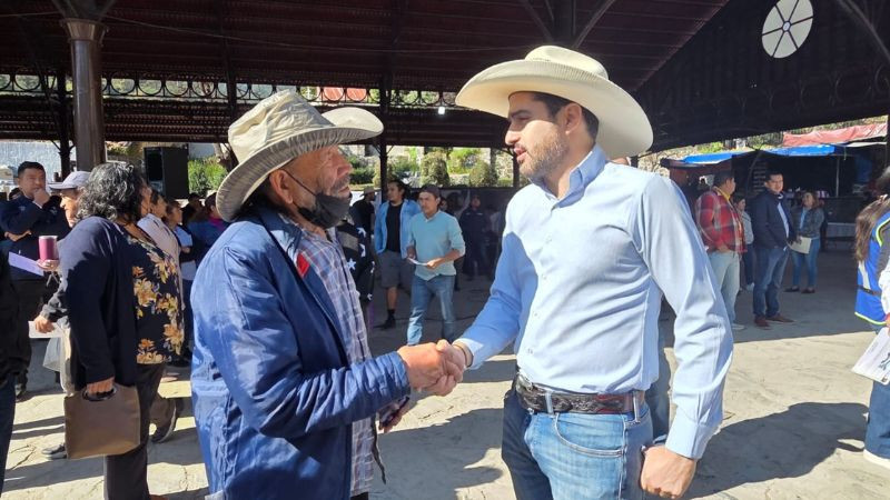 Bloqueos carreteros, por falta de contrapesos del Gobierno Federal  